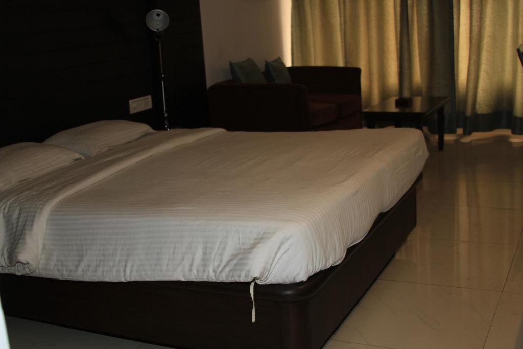 Hotel Saiprakash Хайдарабад Номер фото