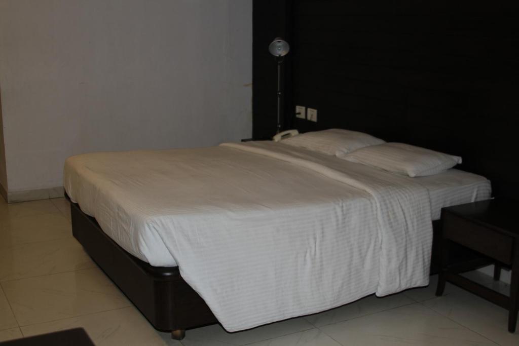 Hotel Saiprakash Хайдарабад Номер фото